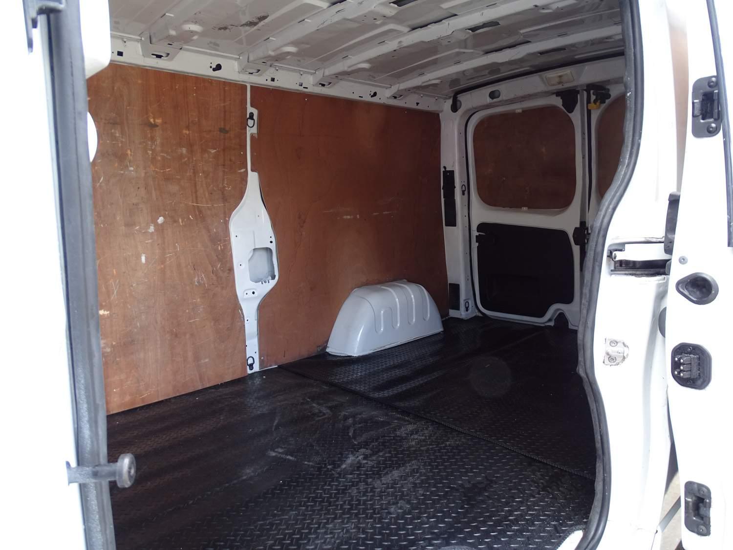 Used Vauxhall Vivaro 2018 for sale - 76295422: Photo 15