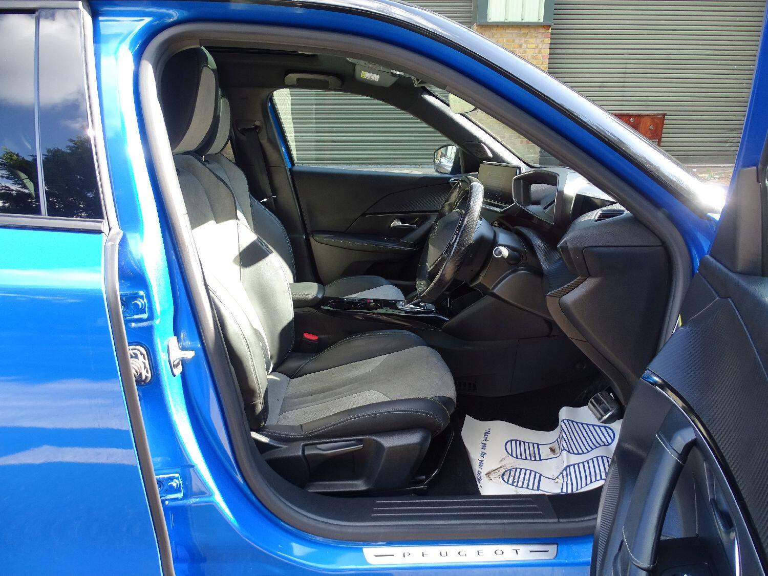 Used Peugeot E-2008 2020 for sale - 76042745: Photo 19