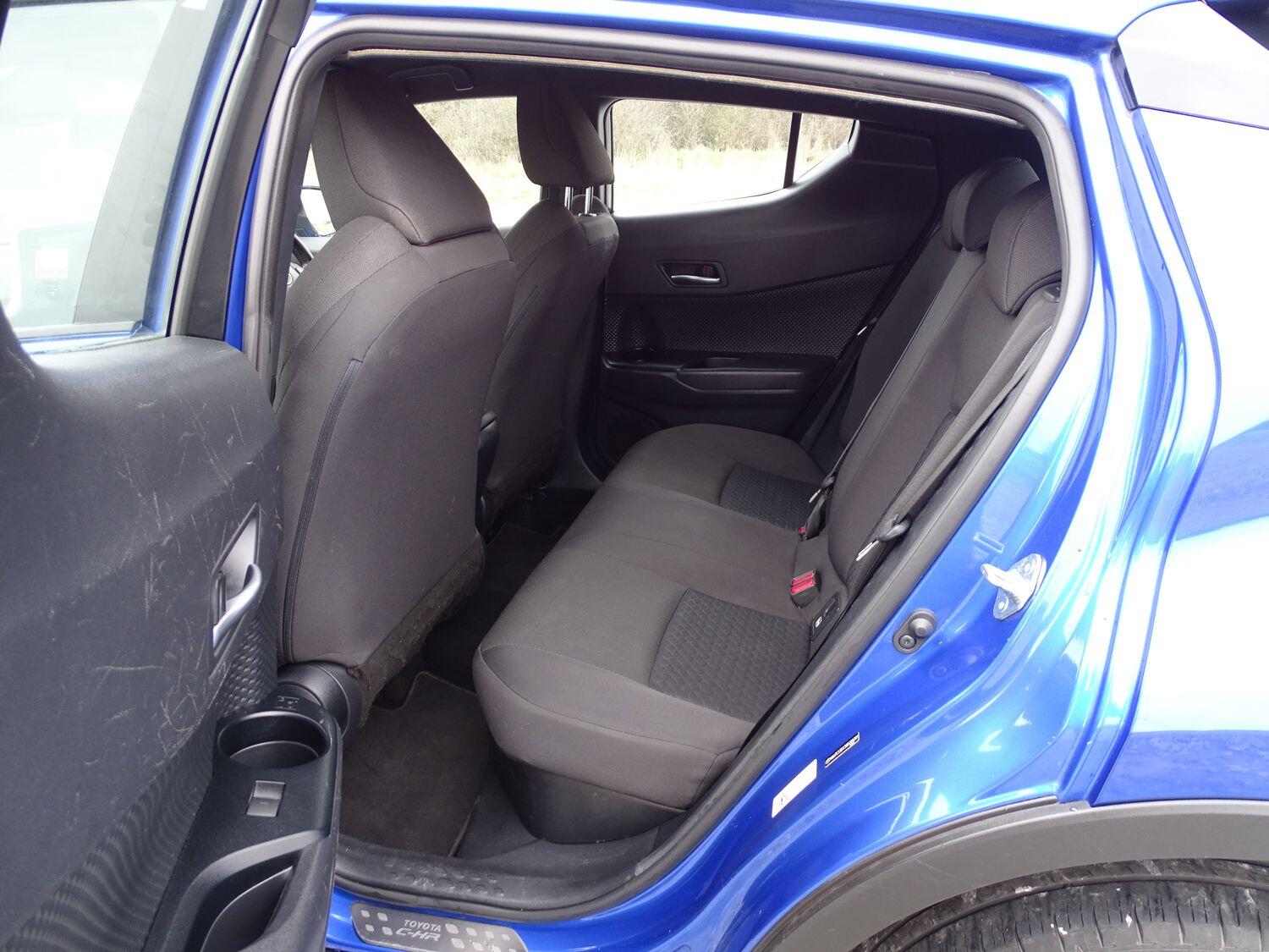 Used Toyota C-HR 2022 for sale - 77156109: Photo 12