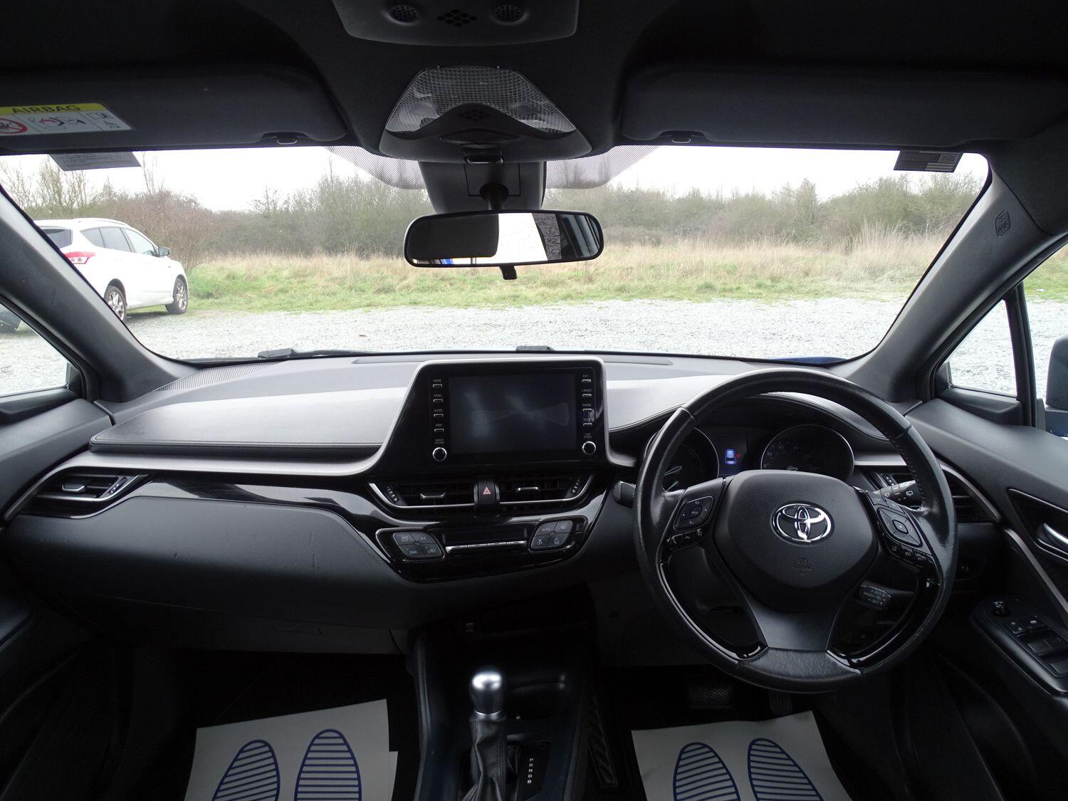 Used Toyota C-HR 2022 for sale - 77156109: Photo 9