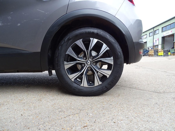 Used Renault Captur 2023 for sale - 75600701: Photo 11