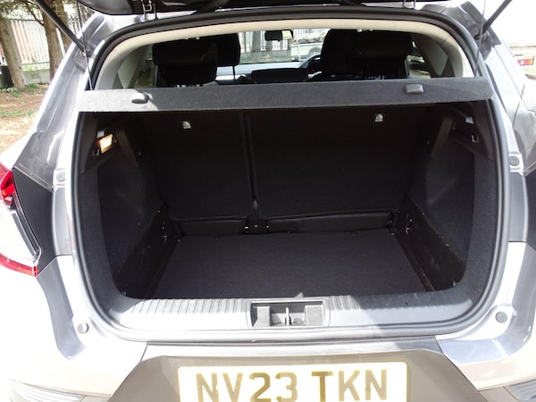 Used Renault Captur 2023 for sale - 75600701: Photo 15