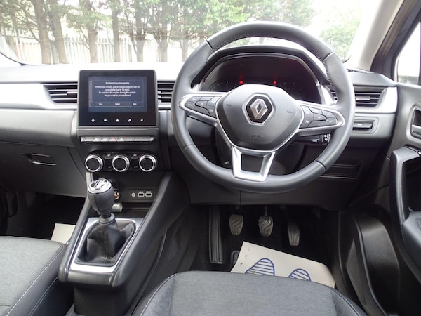 Used Renault Captur 2023 for sale - 75600701: Photo 18
