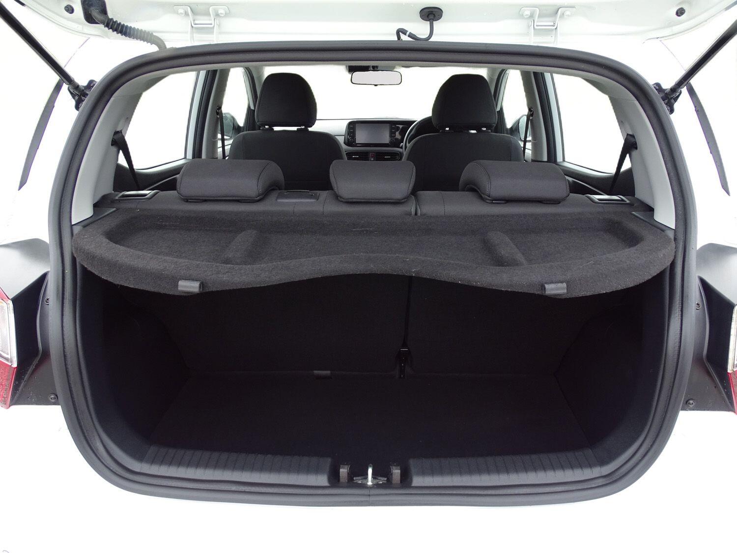 Used Hyundai i10 2021 for sale - 78048090: Photo 15