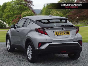 Used Toyota C-HR 2023 for sale - 77753743: Photo
