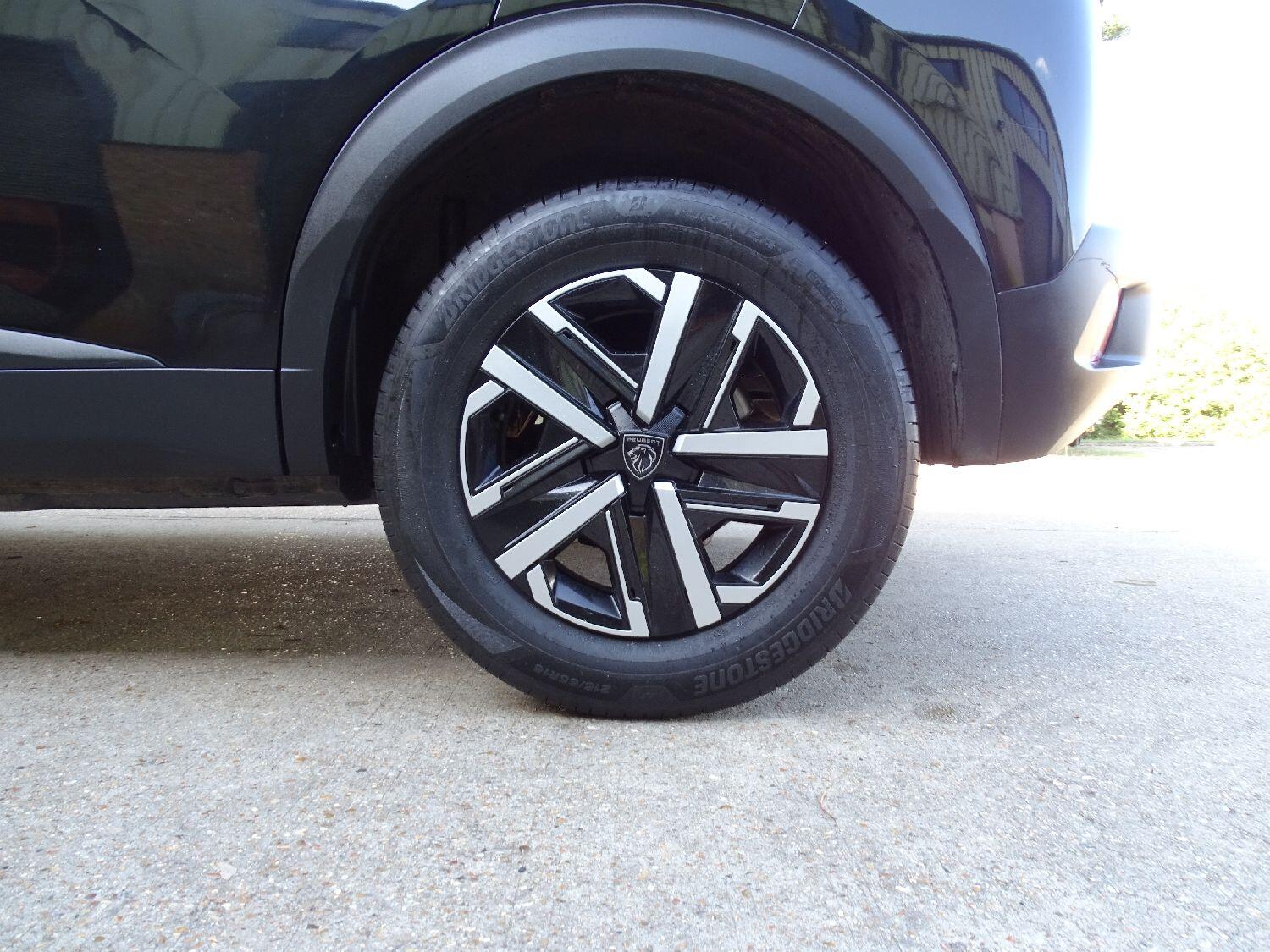 Used Peugeot 2008 2023 for sale - 76060635: Photo 11