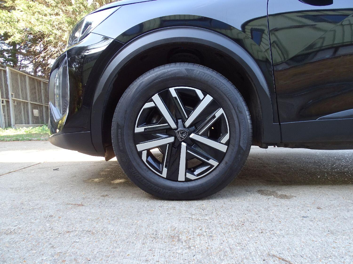 Used Peugeot 2008 2023 for sale - 76060635: Photo 12