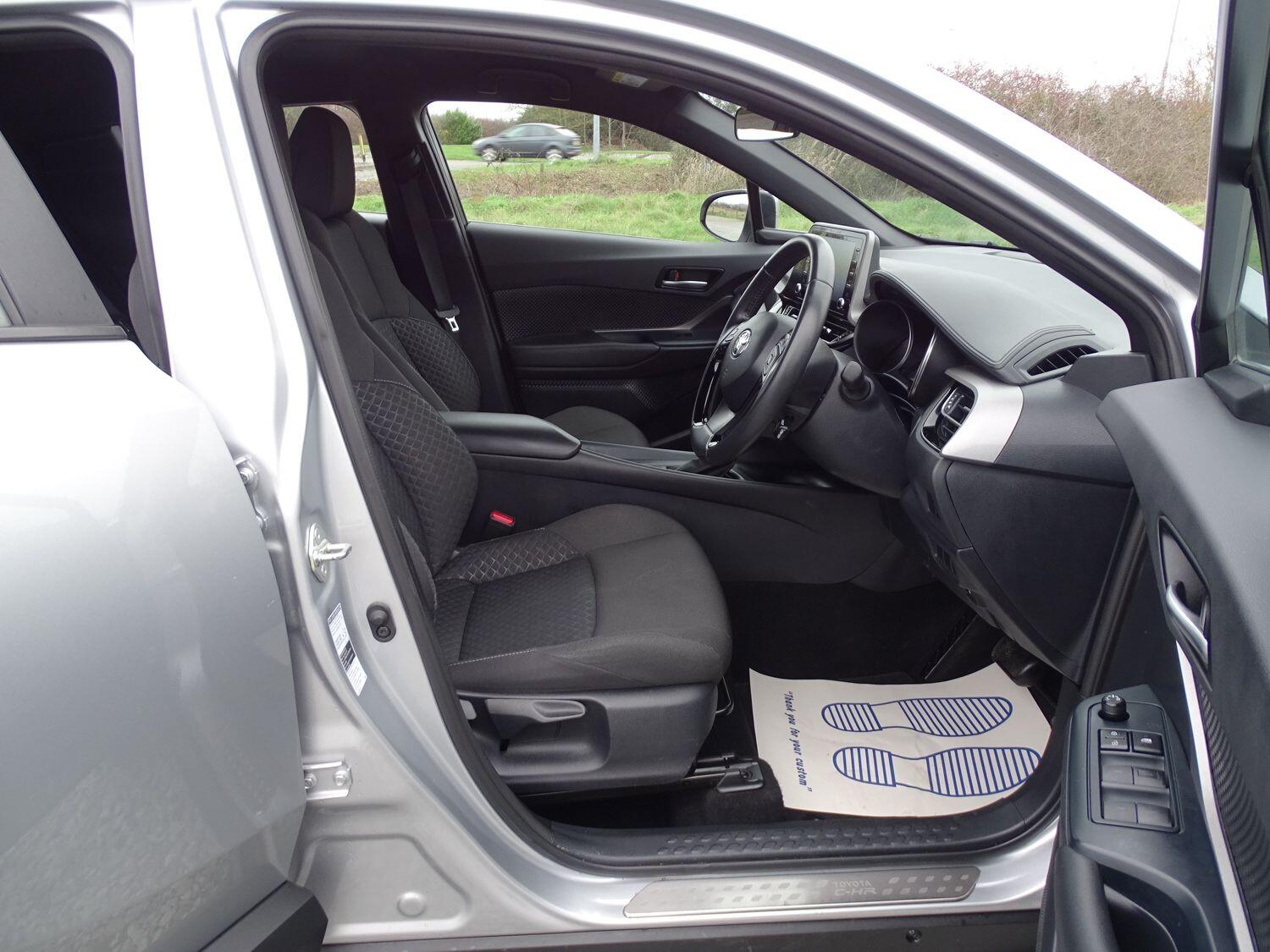 Used Toyota C-HR 2022 for sale - 76781764: Photo 9