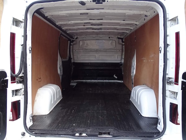 Used Vauxhall Vivaro 2018 for sale - 74713849: Photo 16