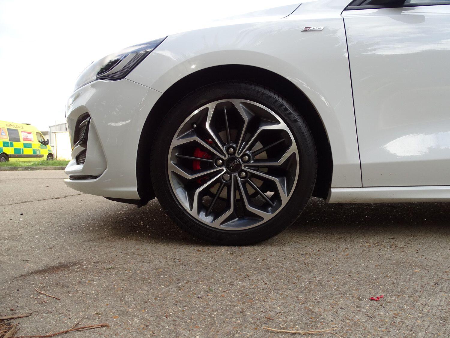 Used Ford Focus 2023 for sale - 76995228: Photo 13