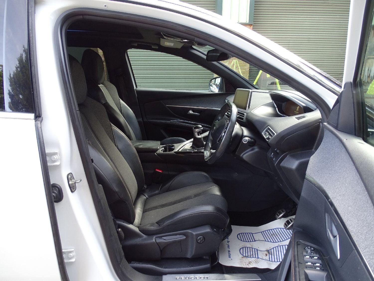 Used Peugeot 5008 2018 for sale - 76214672: Photo 20