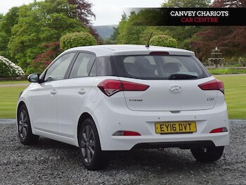Used Hyundai i20 2016 for sale - 77305043: Photo