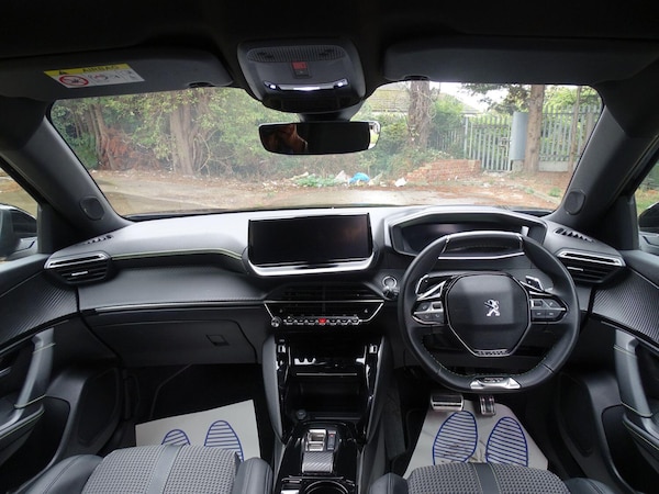 Used Peugeot 2008 2023 for sale - 76042035: Photo 16