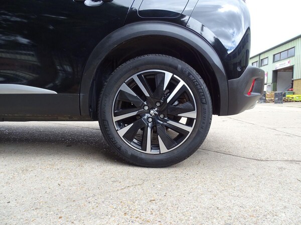 Used Peugeot 2008 2022 for sale - 75532509: Photo 11