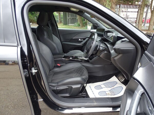 Used Peugeot 2008 2022 for sale - 75532509: Photo 19