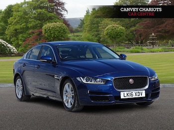 Used Jaguar XE 2016 for sale - 79107571: Photo