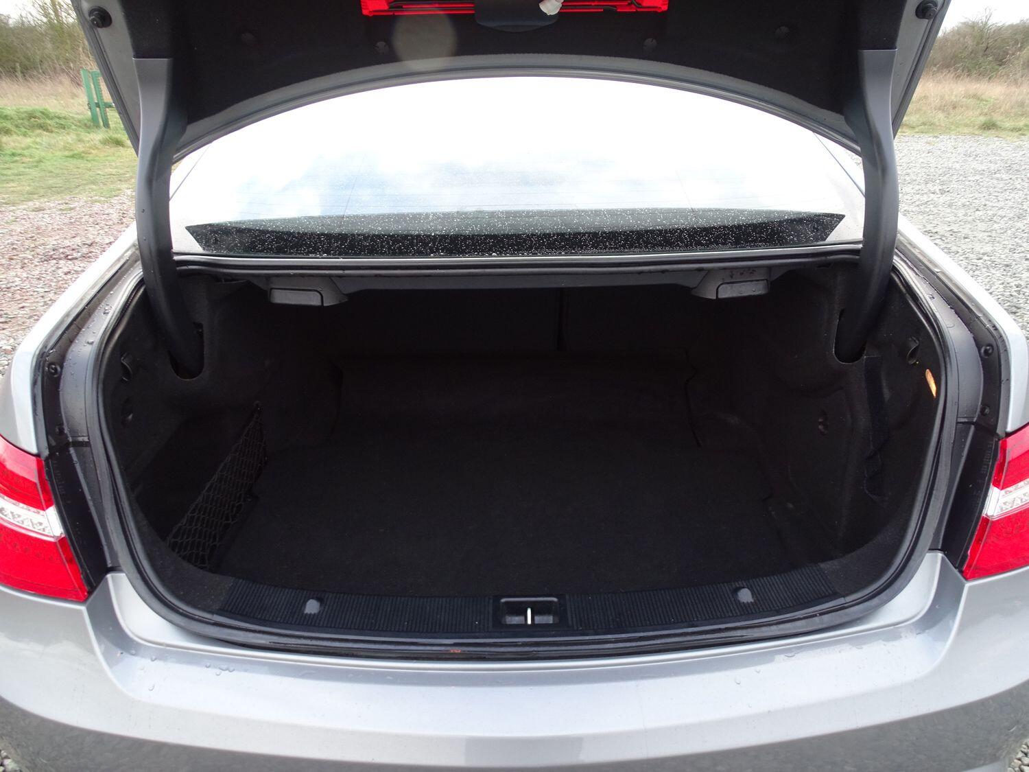 Used Mercedes-Benz E Class 2013 for sale - 77119867: Photo 13