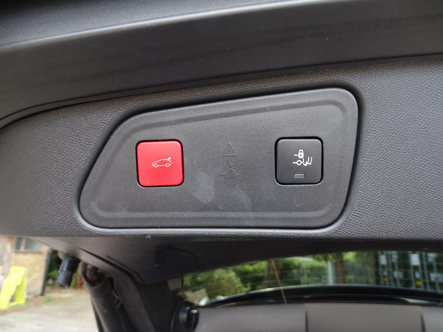 Used Peugeot 3008 2020 for sale - 76214671: Photo 15