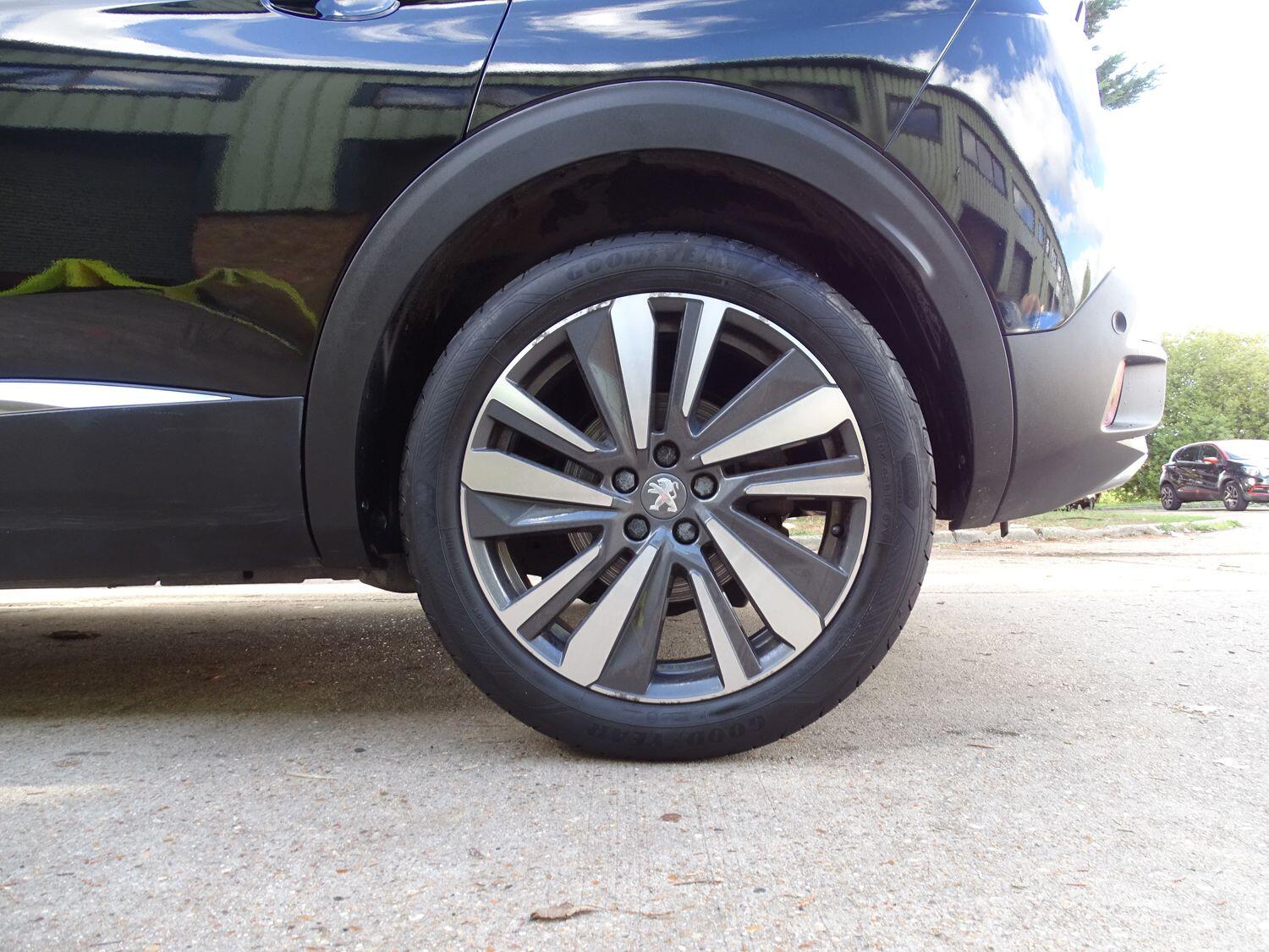 Used Peugeot 3008 2020 for sale - 76214671: Photo 9