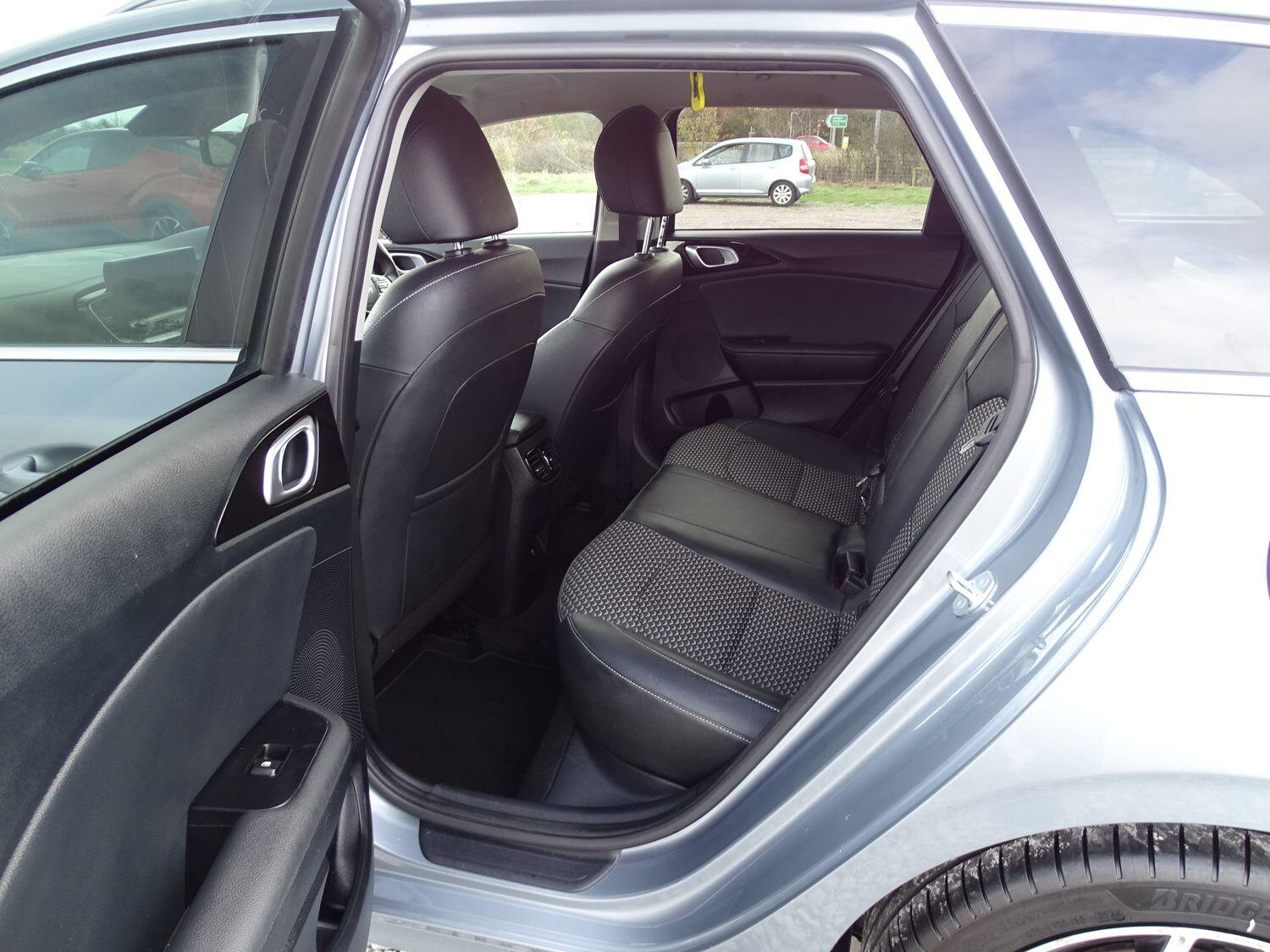 Used Kia Ceed 2024 for sale - 76388447: Photo 11