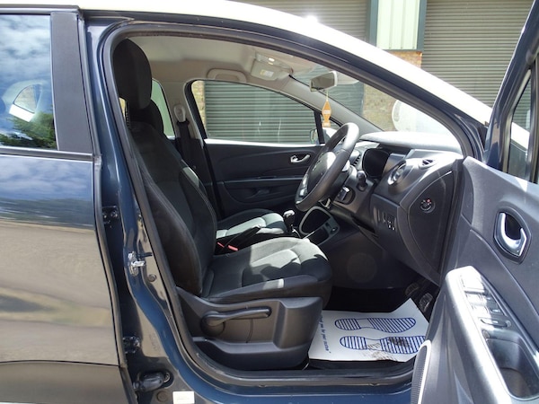 Used Renault Captur 2018 for sale - 76269946: Photo 19