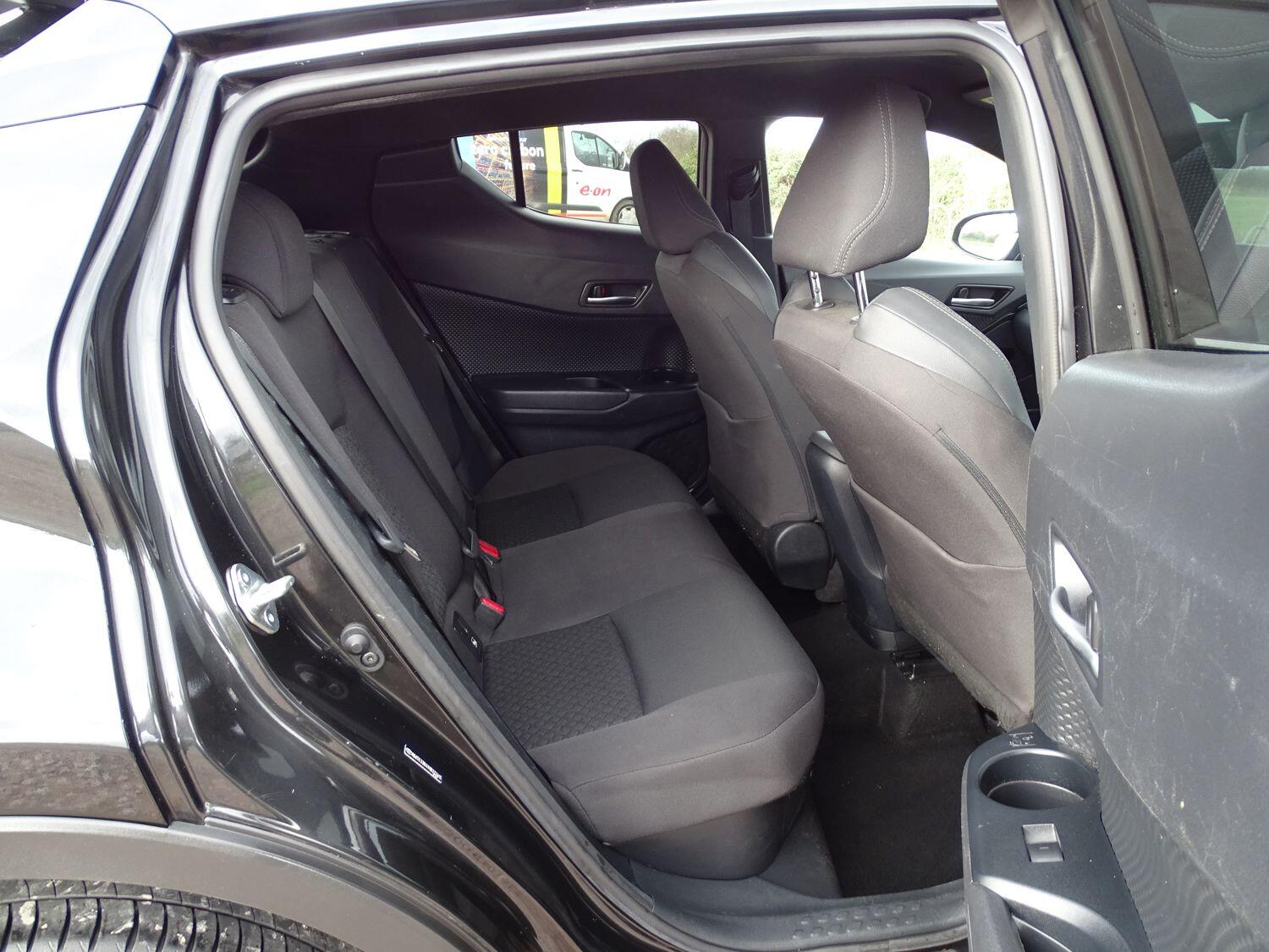 Used Toyota C-HR for sale - 76996667: Photo 12