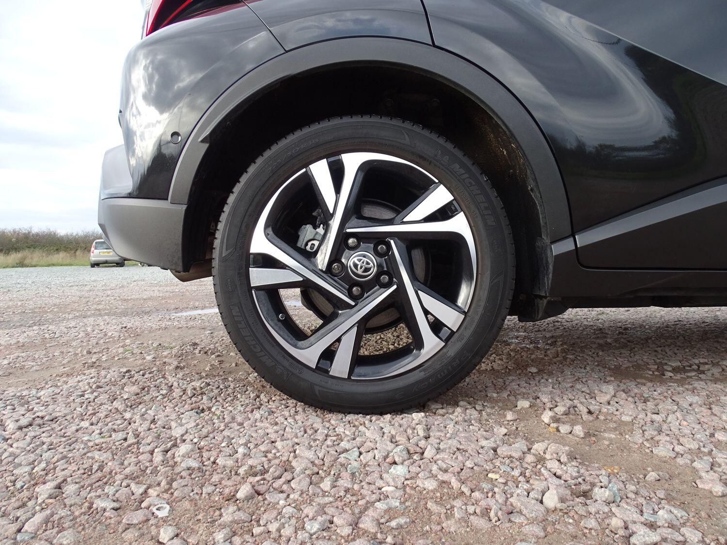 Used Toyota C-HR for sale - 76996667: Photo 18