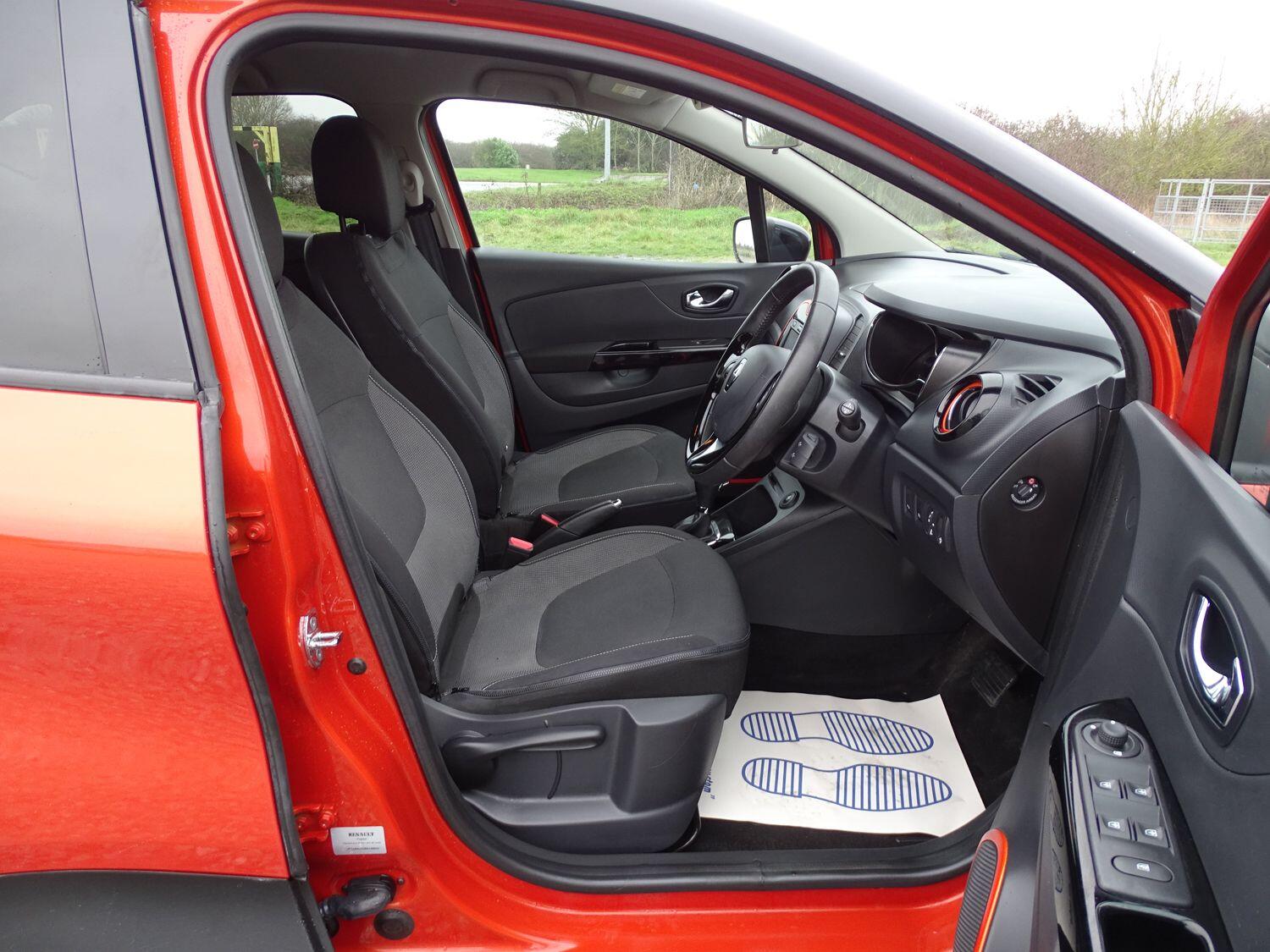 Used Renault Captur 2015 for sale - 77345289: Photo 19