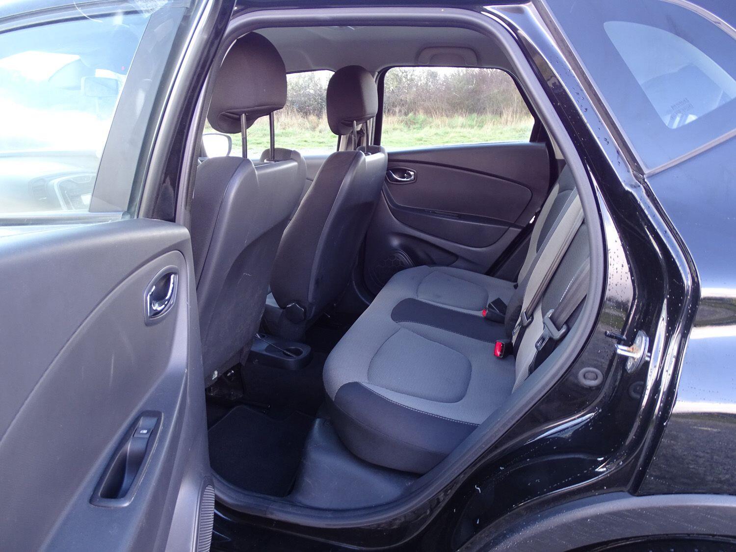 Used Renault Captur 2015 for sale - 77410823: Photo 11