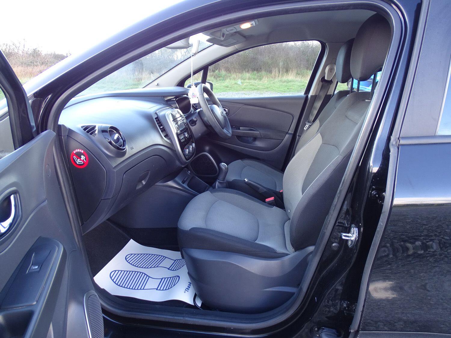 Used Renault Captur 2015 for sale - 77410823: Photo 18