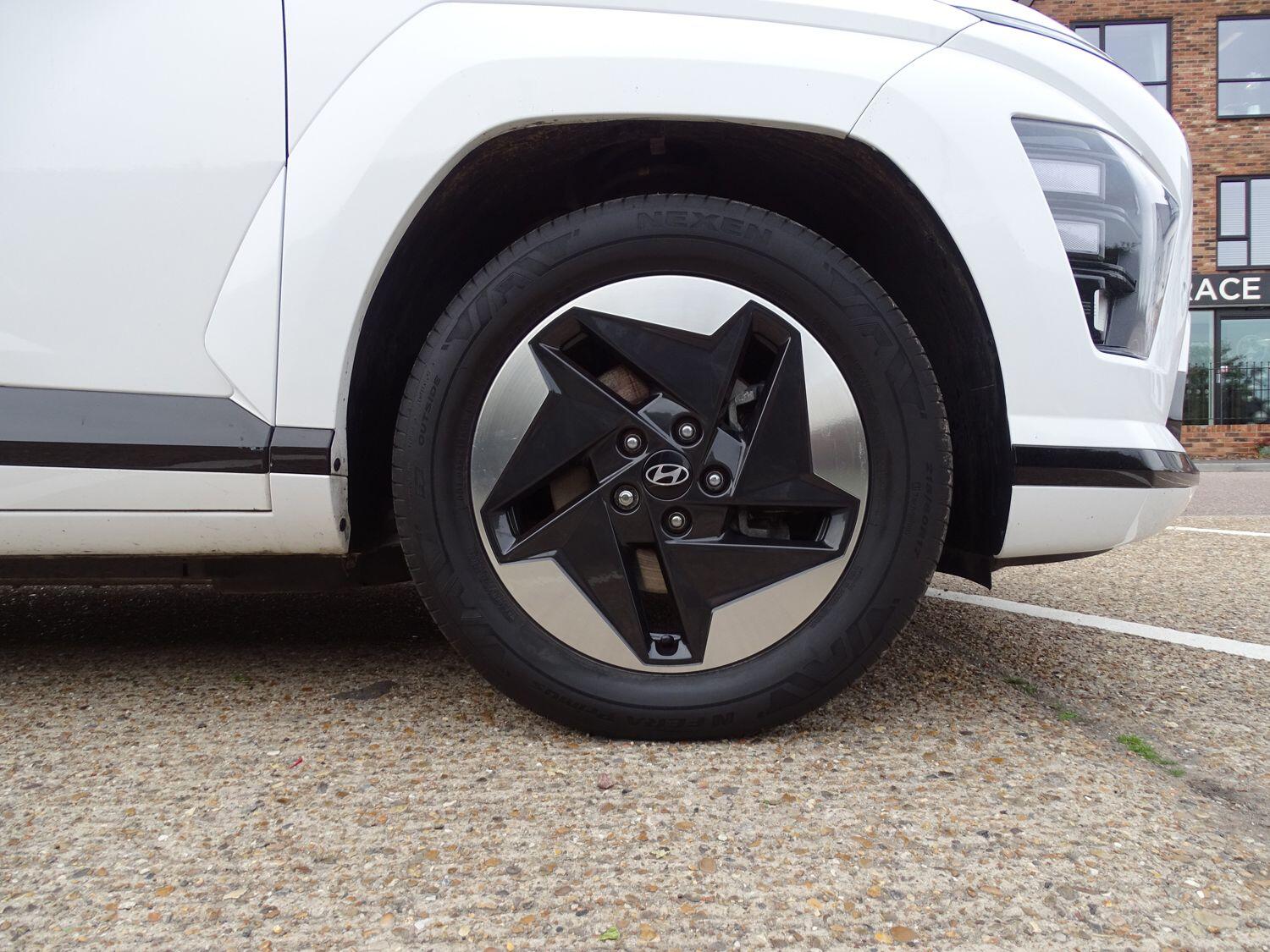 Used Hyundai KONA 2024 for sale - 76042128: Photo 19