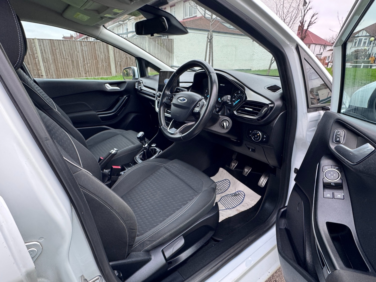 Used Ford Fiesta 2017 for sale - 77062319: Photo 18