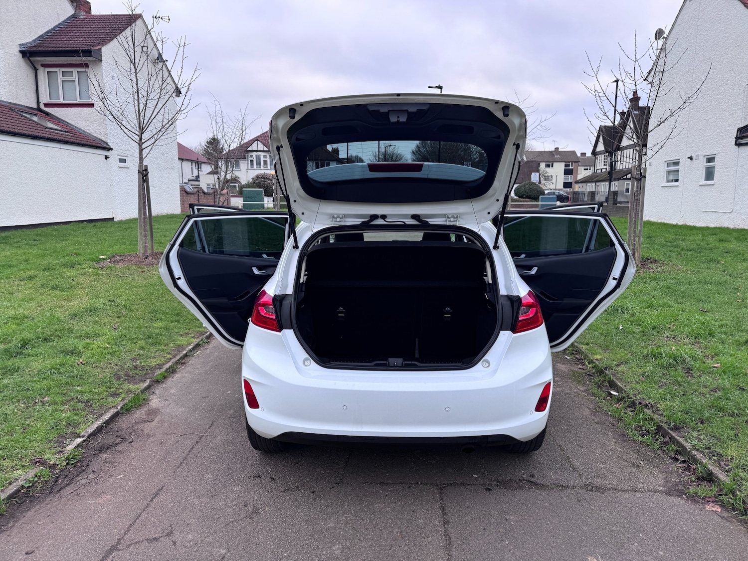 Used Ford Fiesta 2017 for sale - 77062319: Photo 34