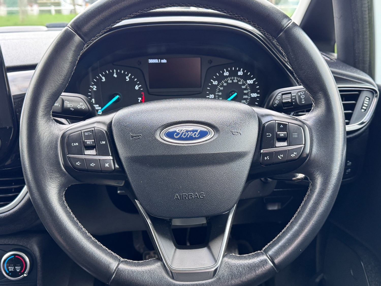 Used Ford Fiesta 2017 for sale - 77062319: Photo 44