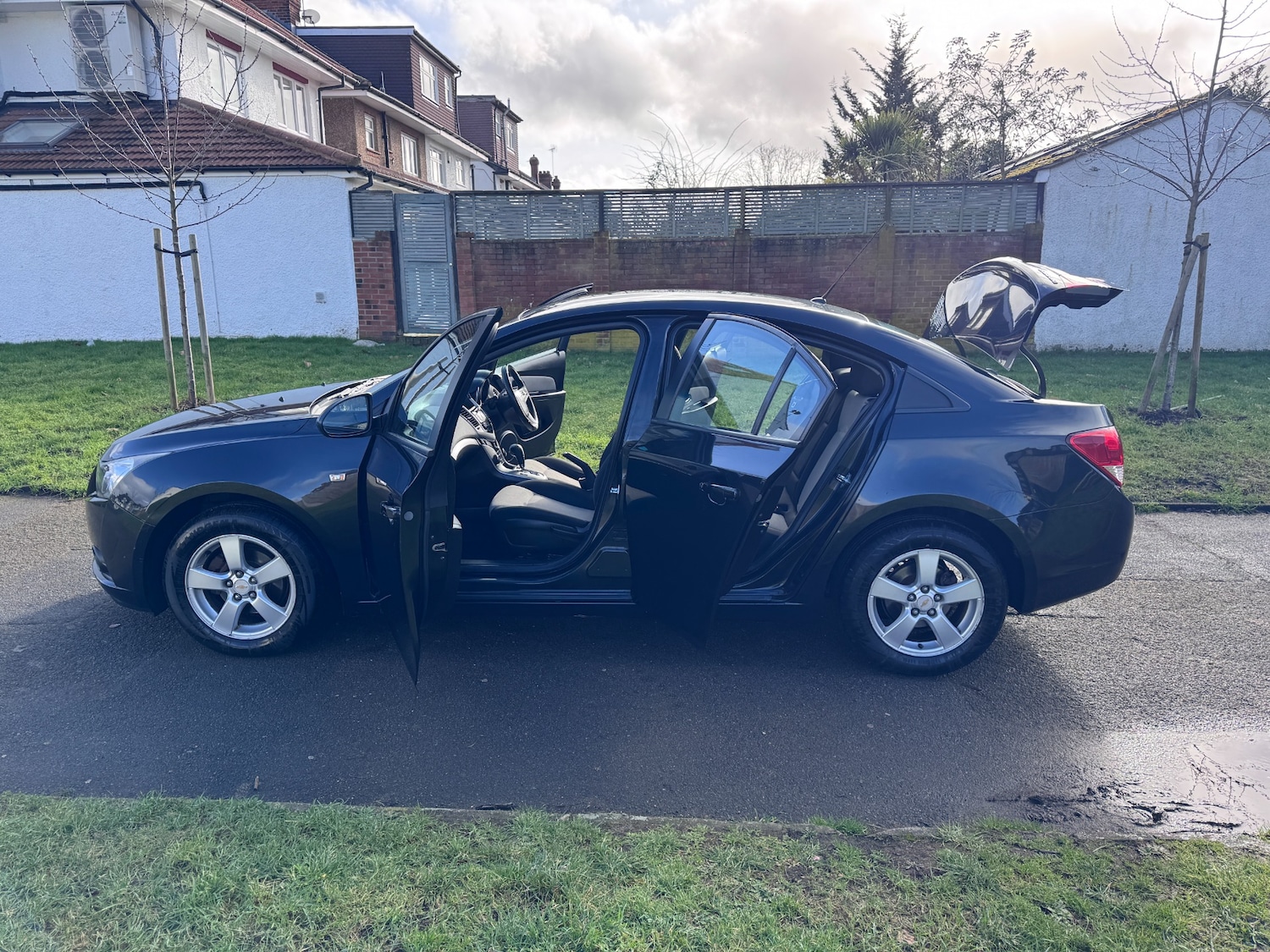 Used Chevrolet Cruze 2011 for sale - 77474903: Photo 30