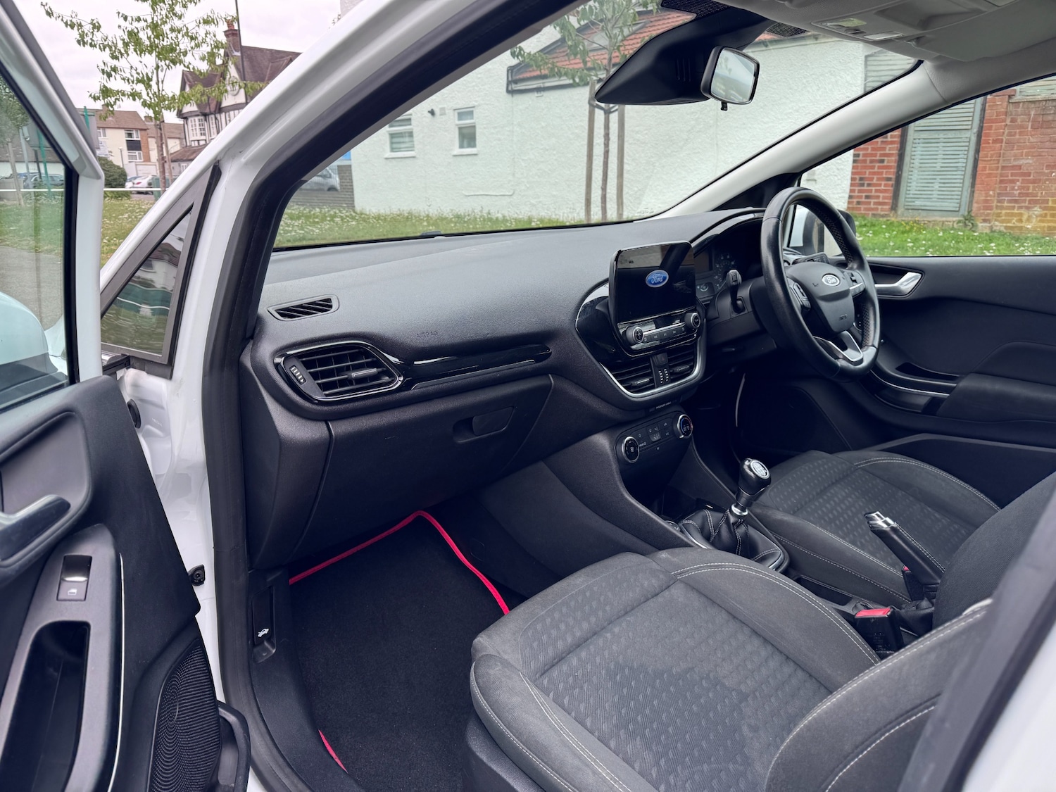 Used Ford Fiesta 2017 for sale - 76115407: Photo 19
