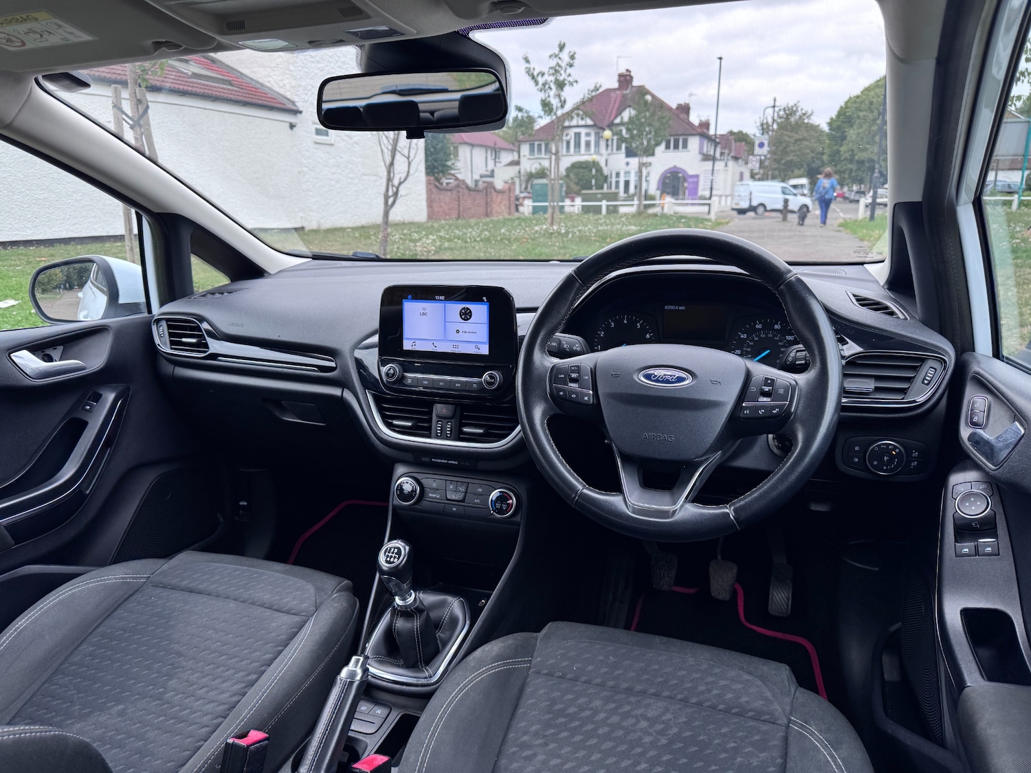 Used Ford Fiesta 2017 for sale - 76115407: Photo 21