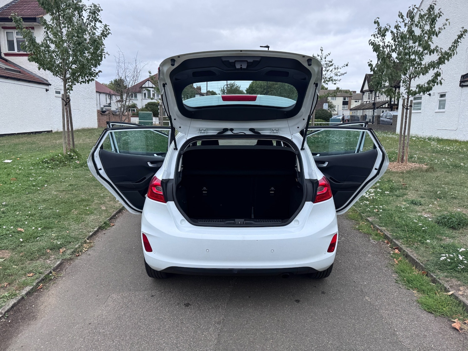 Used Ford Fiesta 2017 for sale - 76115407: Photo 29
