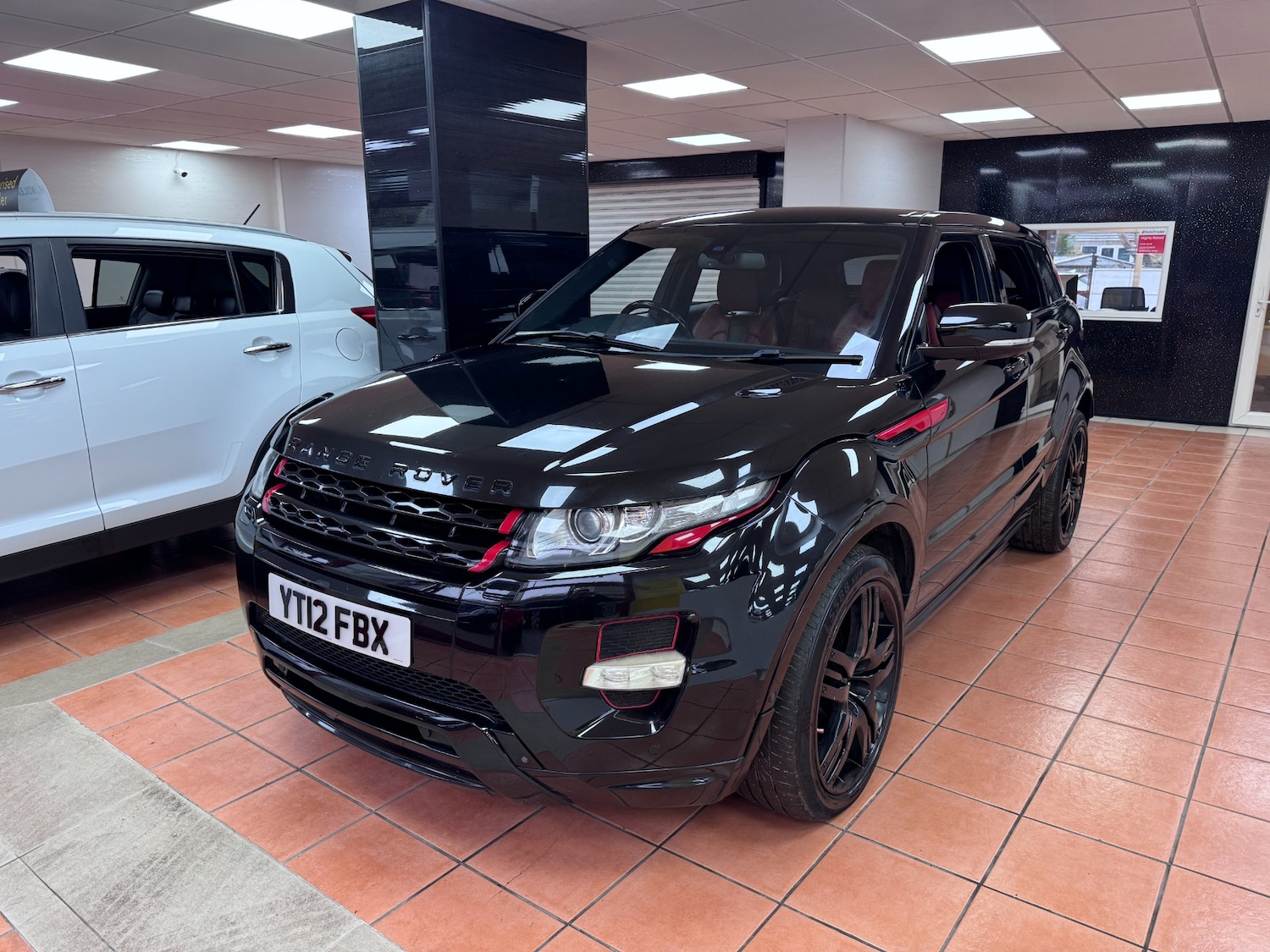 Used Land Rover Range Rover Evoque 2012 for sale - 76780054: Photo 2
