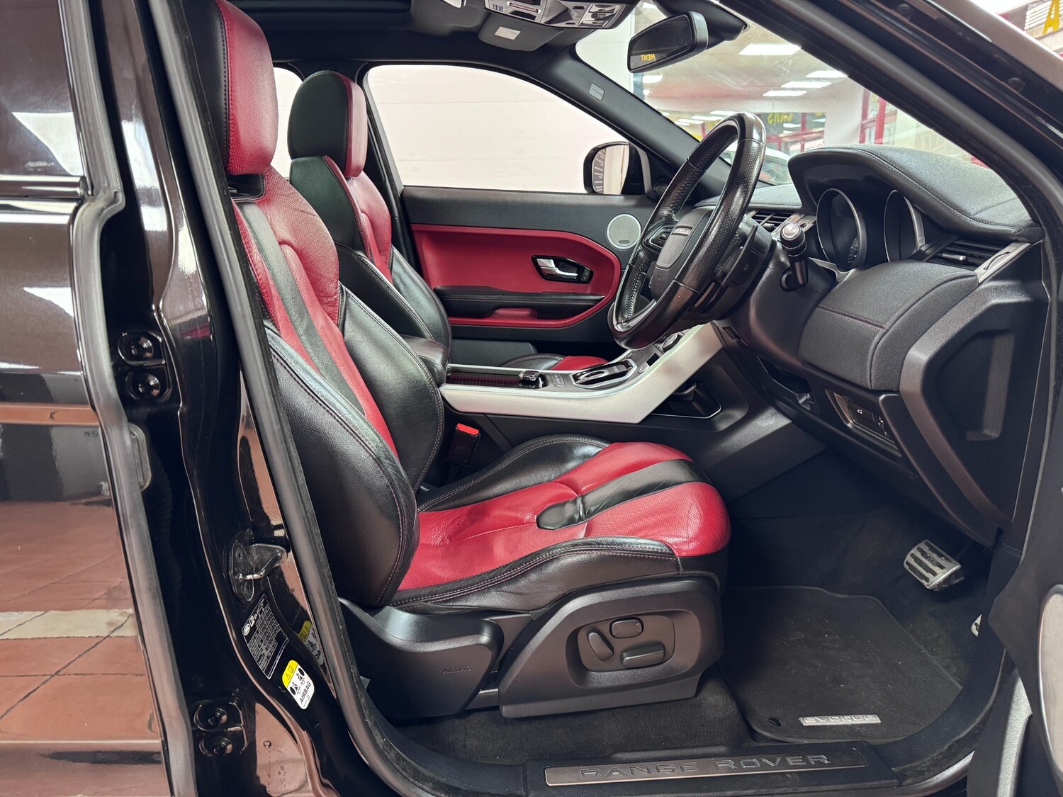 Used Land Rover Range Rover Evoque 2012 for sale - 76780054: Photo 25