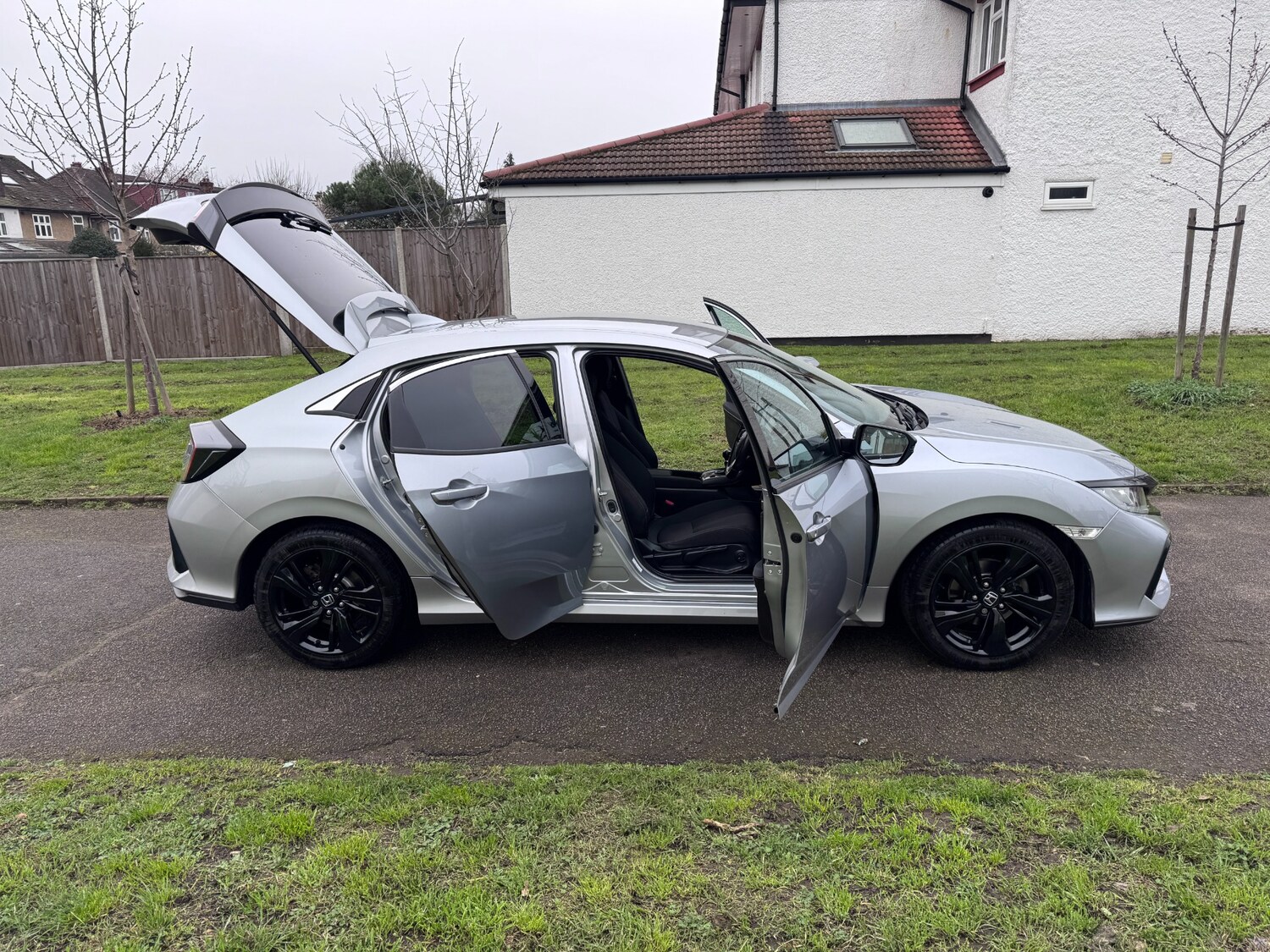 Used Honda Civic 2019 for sale - 77803247: Photo 34