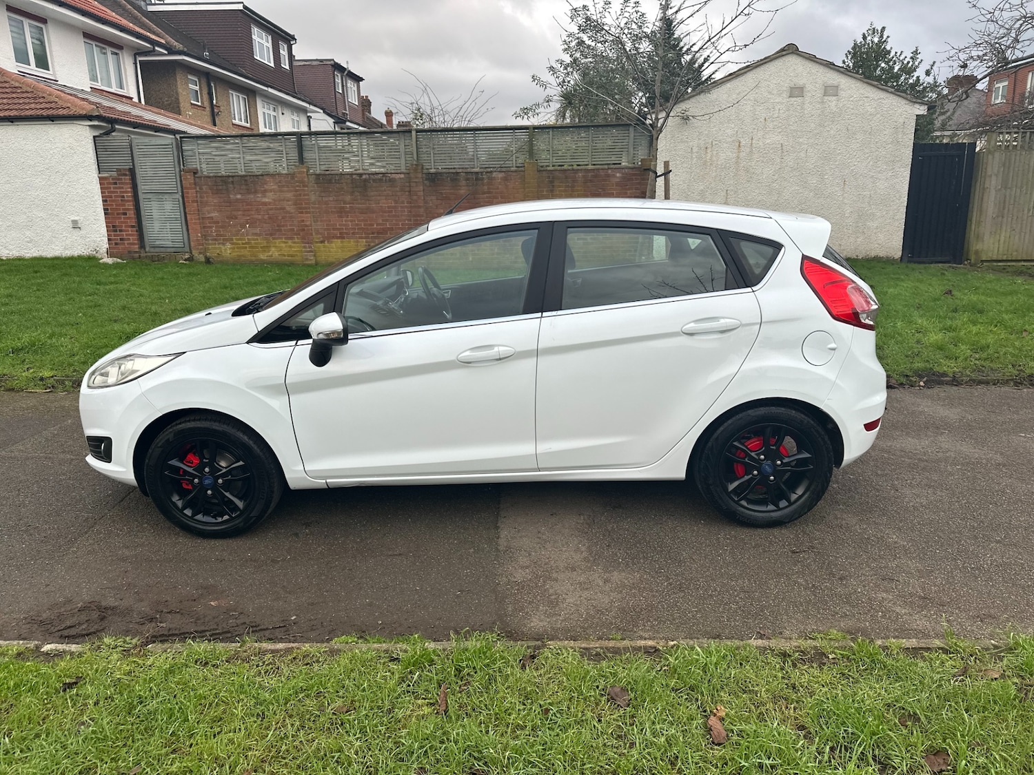 Used Ford Fiesta 2015 for sale - 76948555: Photo 13