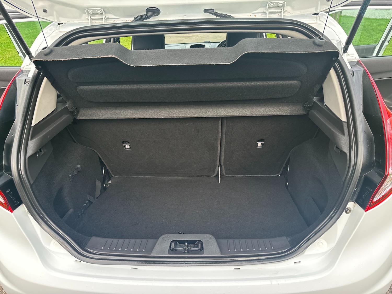 Used Ford Fiesta 2015 for sale - 76948555: Photo 16