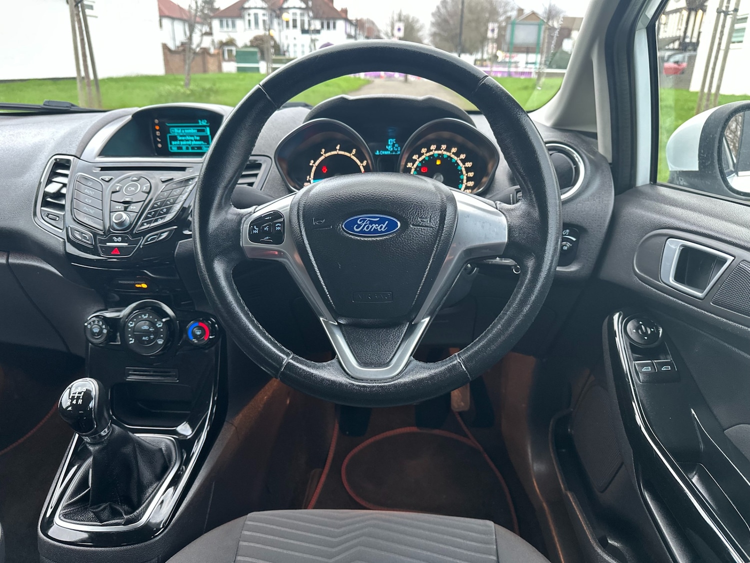 Used Ford Fiesta 2015 for sale - 76948555: Photo 17