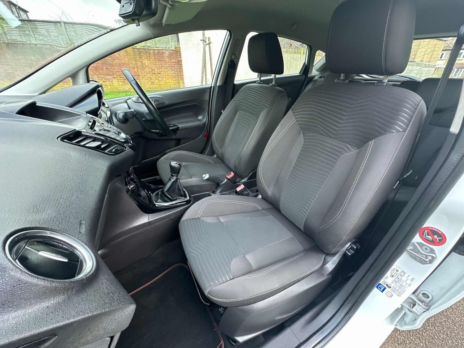 Used Ford Fiesta 2015 for sale - 76948555: Photo 42