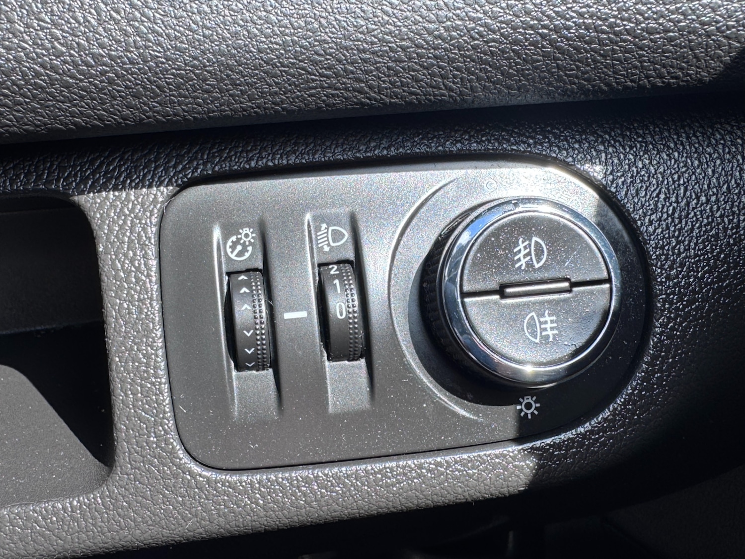 Vehicle 33