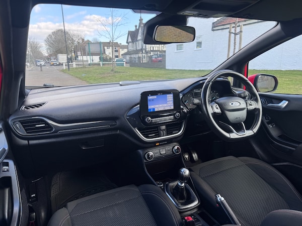 Used Ford Fiesta 2018 for sale - 74075293: Photo 14