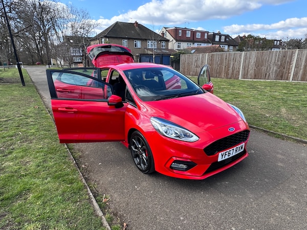 Used Ford Fiesta 2018 for sale - 74075293: Photo 41