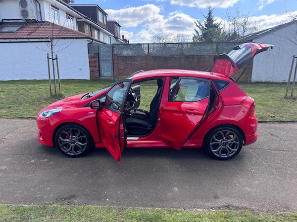 Used Ford Fiesta 2018 for sale - 74075293: Photo 45