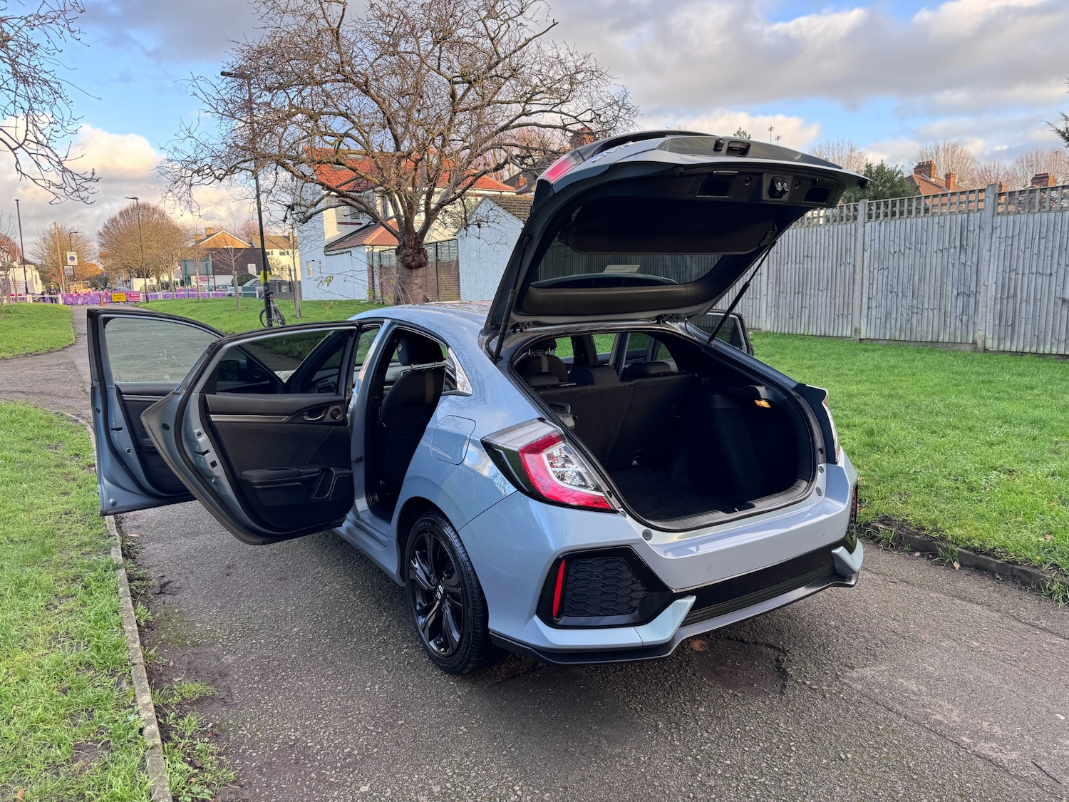 Used Honda Civic 2017 for sale - 77284117: Photo 29